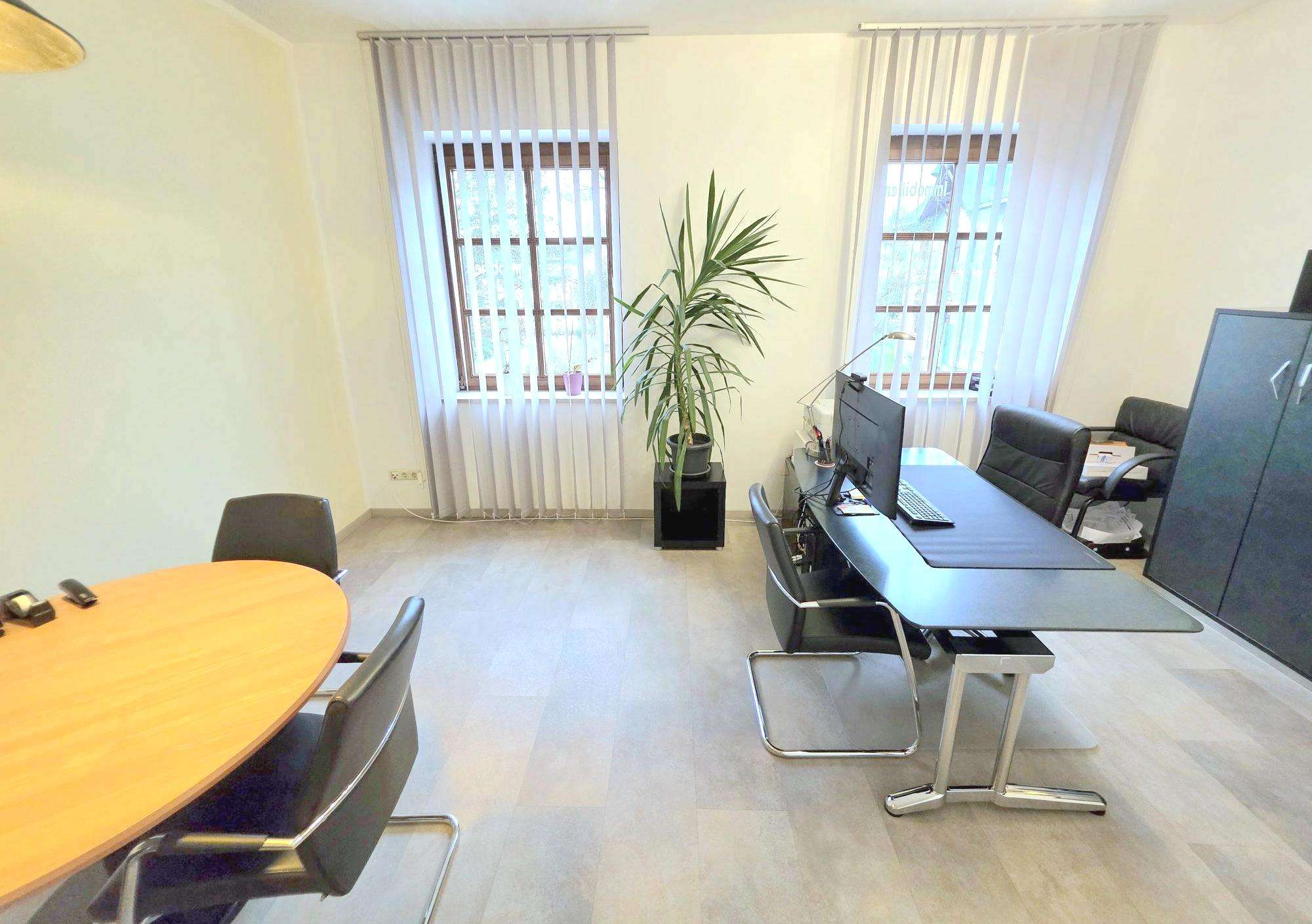 Thumbnail-Büro in Stephanskirchen 700,00 € 53 m²