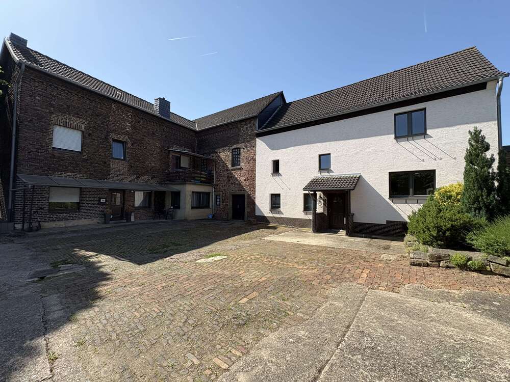 Thumbnail-Haus zum Kaufen in Mechernich 225.000,00 € 261.67 m²