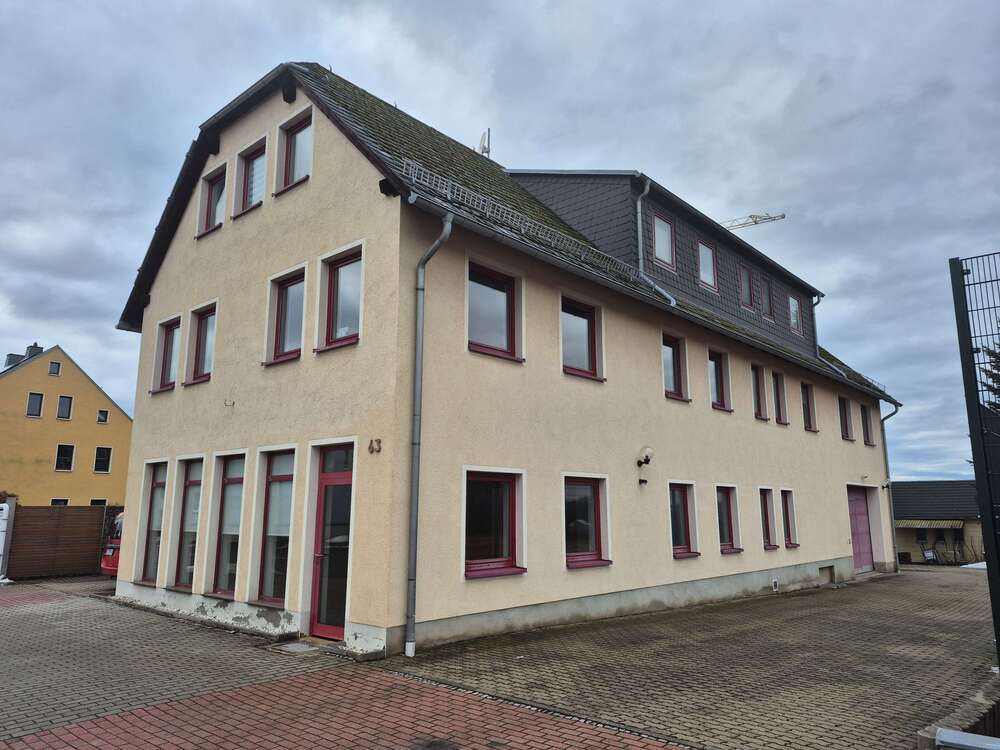 Thumbnail-Einzelhandel in Lugau 450,00 € 80 m²