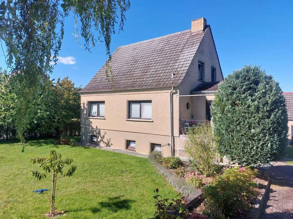 Thumbnail-Haus zum Kaufen in Nordwestuckermark Fürstenwerder 259.000,00 € 140 m²