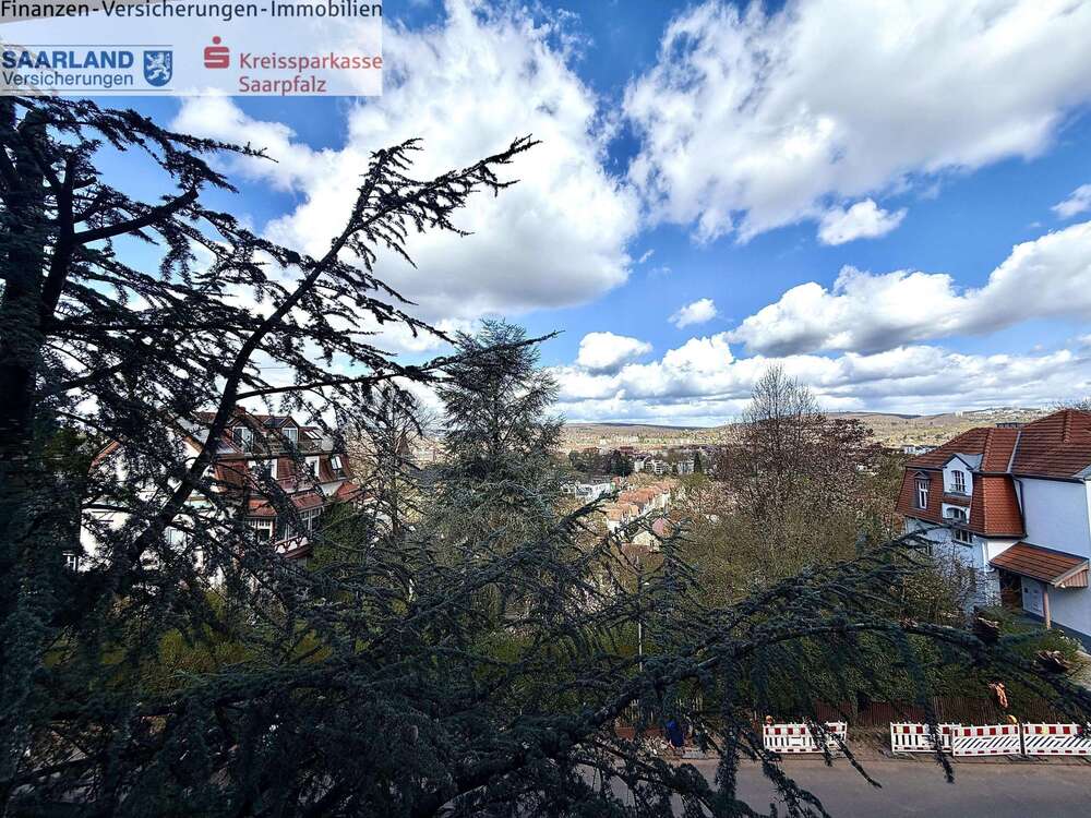 Thumbnail-Wohnung zum Kaufen in Saarbrücken 218.000,00 € 101.69 m²