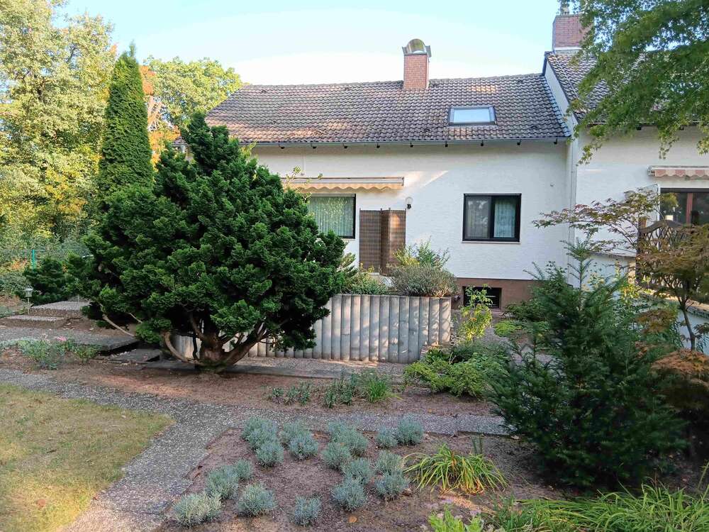 Thumbnail-Haus zum Mieten in Heusenstamm 2.450,00 € 190 m²