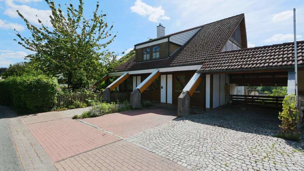 Thumbnail-Haus zum Kaufen in Bad Wünnenberg 349.000,00 € 218 m²