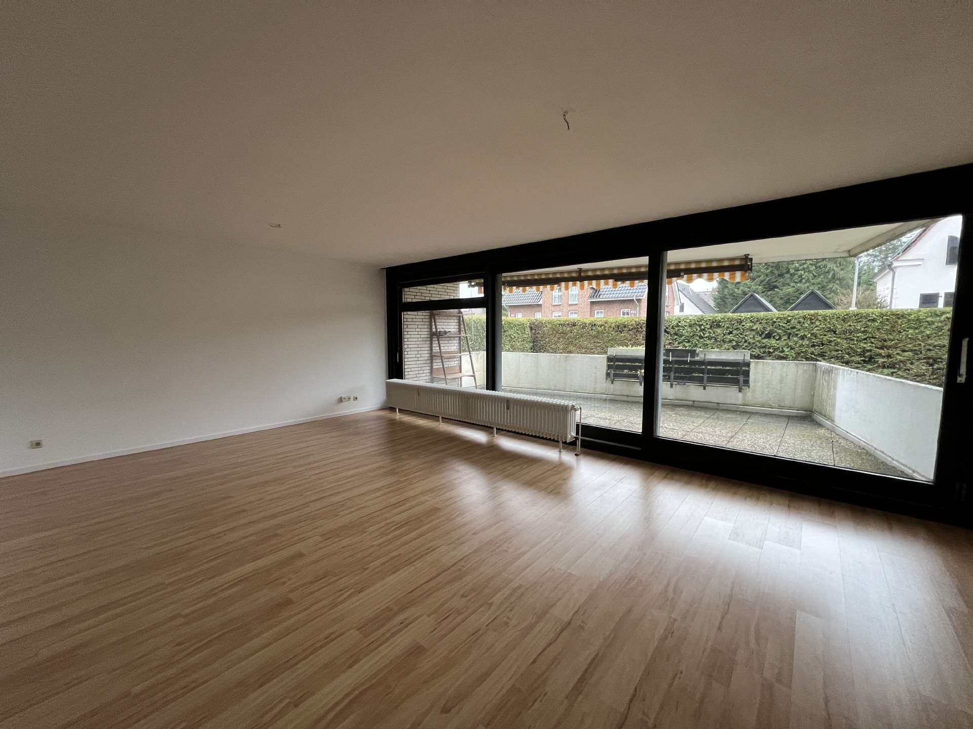 Thumbnail-Wohnung zum Mieten in Hannover 950,00 € 111.04 m²