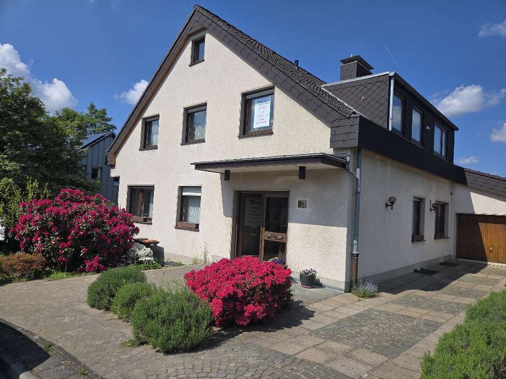 Thumbnail-Haus zum Kaufen in Odenthal 720.000,00 € 238 m²