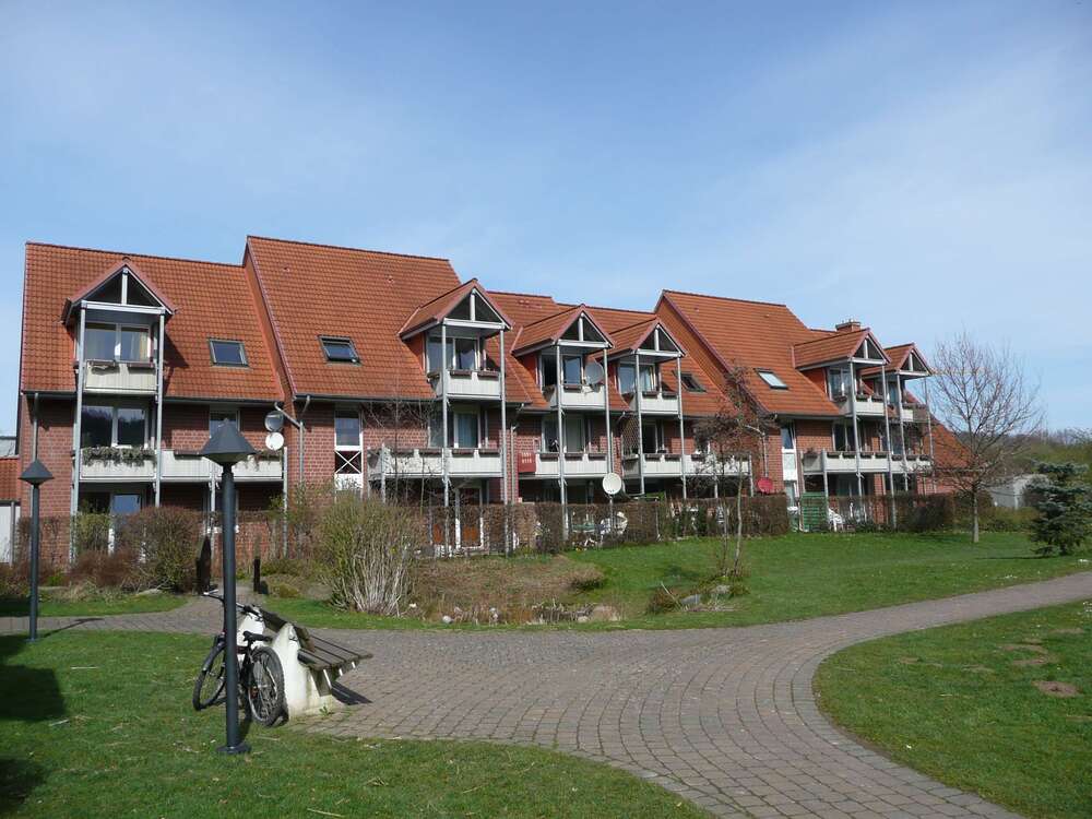 Thumbnail-Wohnung zum Mieten in Hameln 242,16 € 40.36 m²