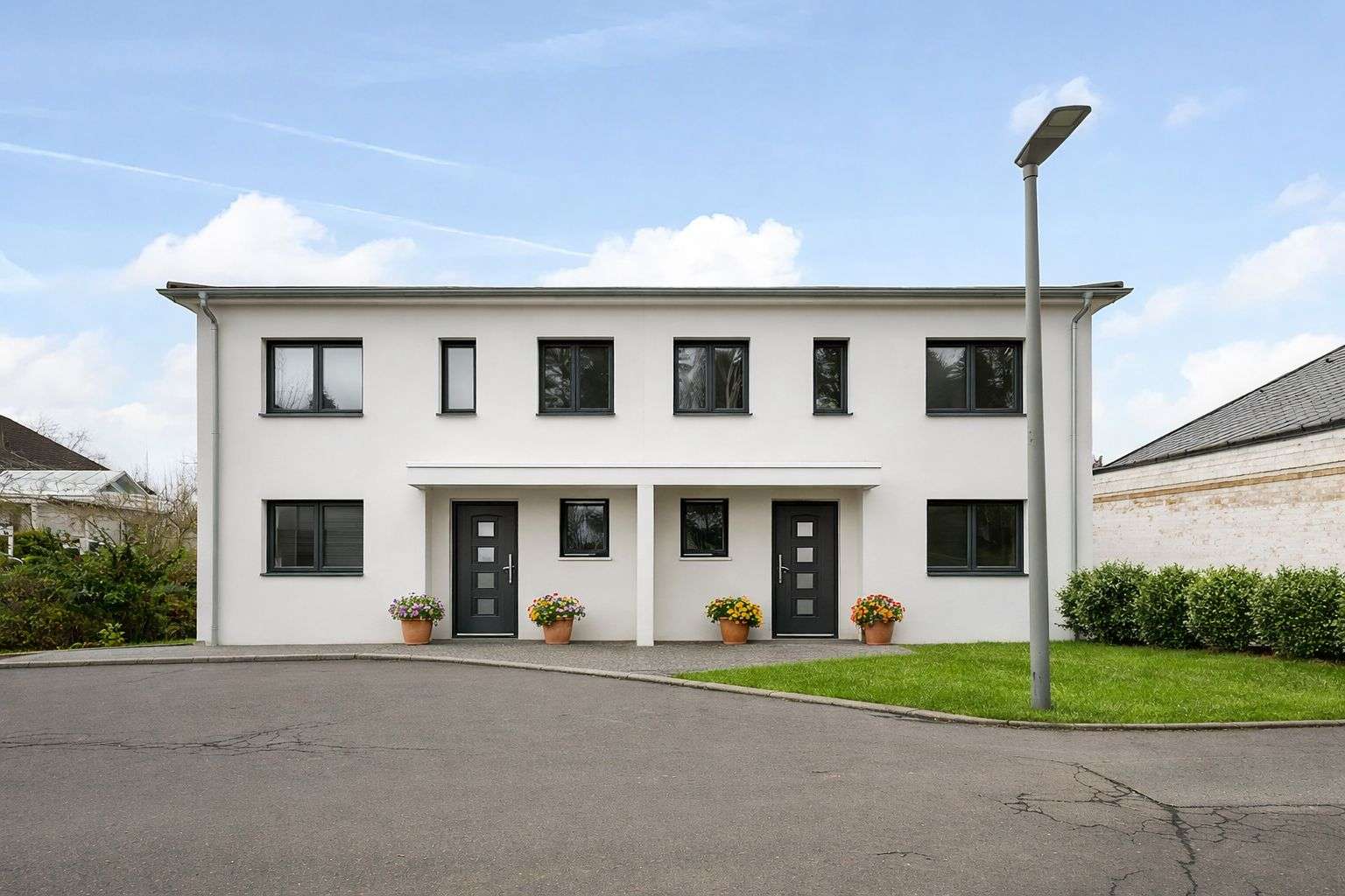 Thumbnail-Haus zum Kaufen in Schmitten im Taunus 715.000,00 € 230 m²