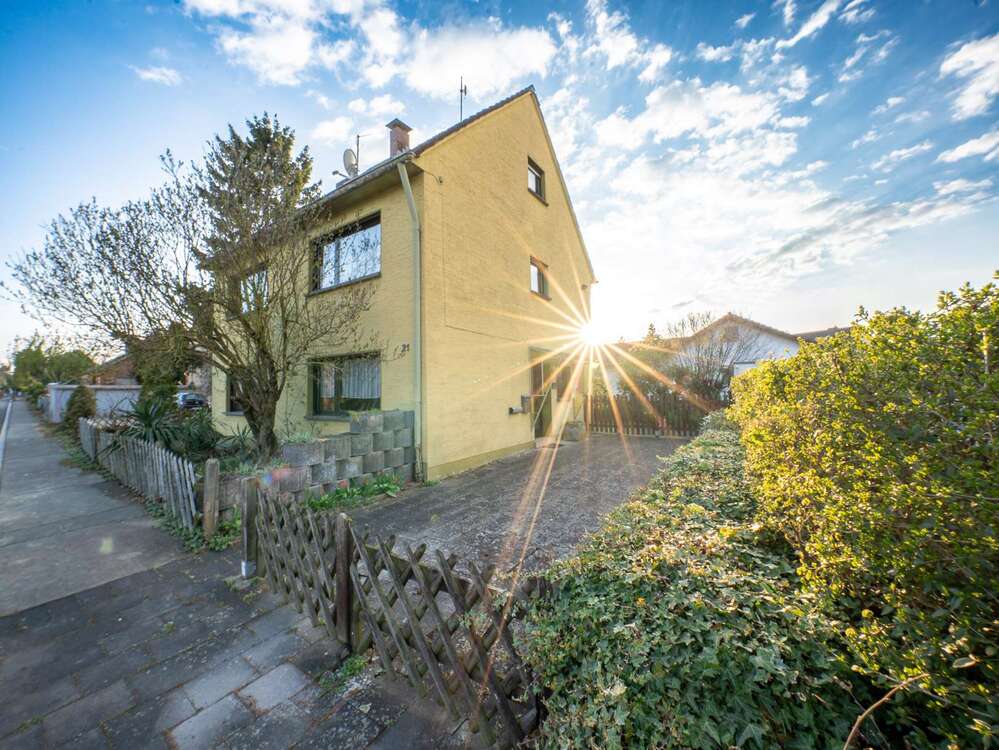 Thumbnail-Haus zum Kaufen in Euskirchen Kuchenheim 293.200,00 € 131.65 m²