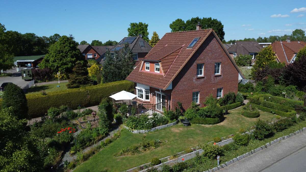 Thumbnail-Haus zum Kaufen in Bad Bramstedt 469.000,00 € 142.38 m²