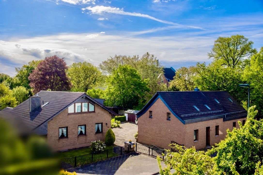 Thumbnail-Haus zum Kaufen in Düsseldorf 1.999.000,00 € 333.8 m²