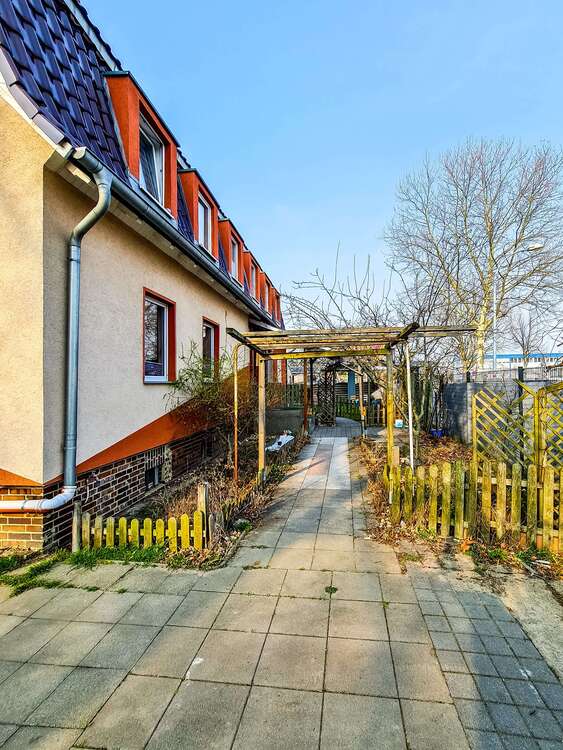 Thumbnail-Haus zum Kaufen in Ludwigsfelde 650.000,00 € 278 m²