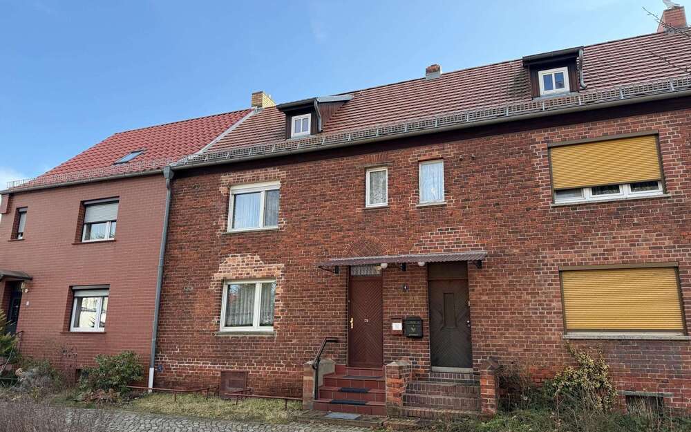 Thumbnail-Haus zum Kaufen in Welzow 45.000,00 € 114 m²