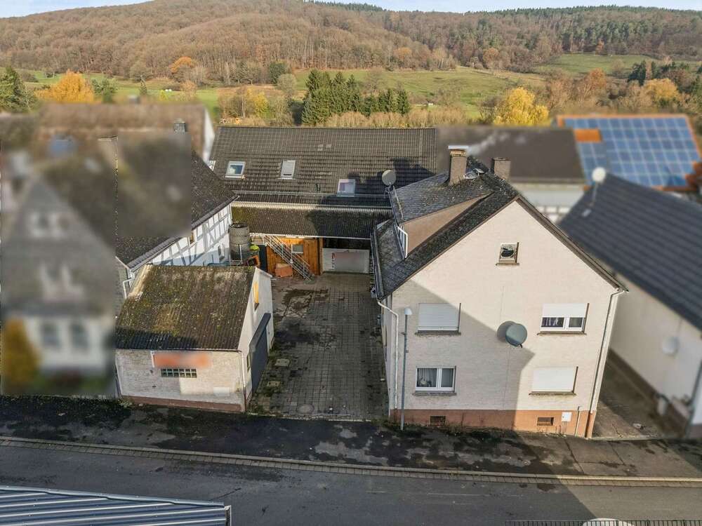 Thumbnail-Haus zum Kaufen in Biebertal 298.000,00 € 182 m²