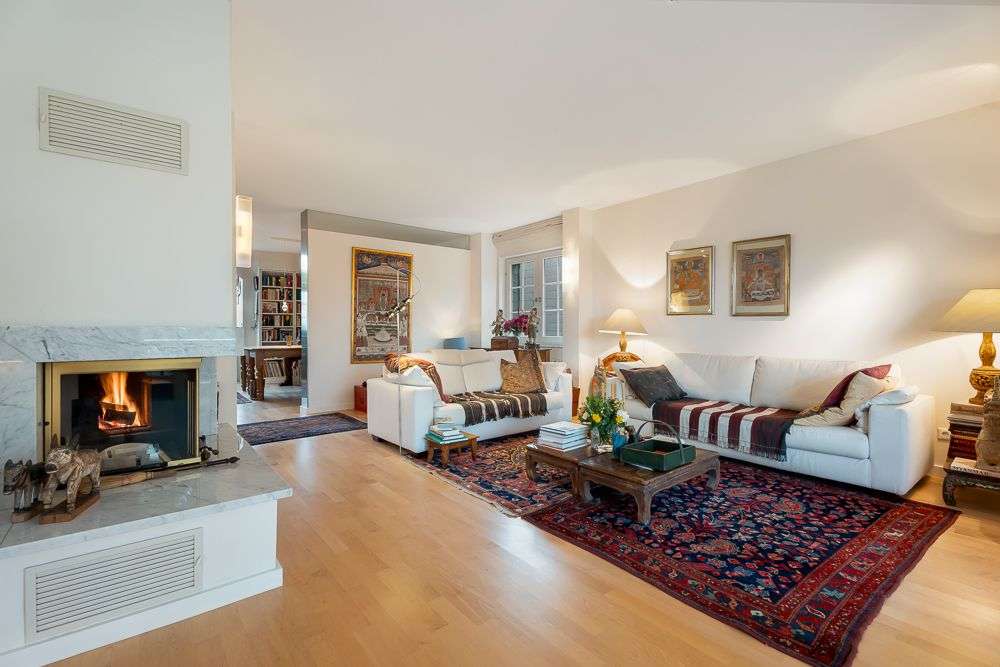 Thumbnail-Wohnung zum Kaufen in Frankfurt am Main 1.285.000,00 € 215 m²