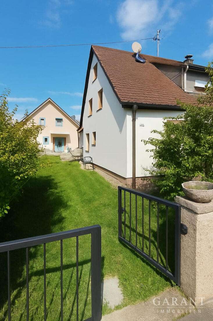 Thumbnail-Haus zum Mieten in Augsburg 1.650,00 € 120 m²