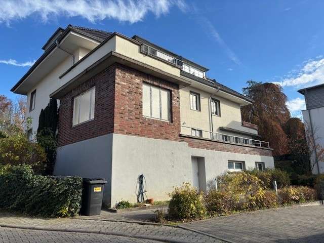 Thumbnail-Wohnung zum Mieten in Darmstadt 2.500,00 € 165 m²