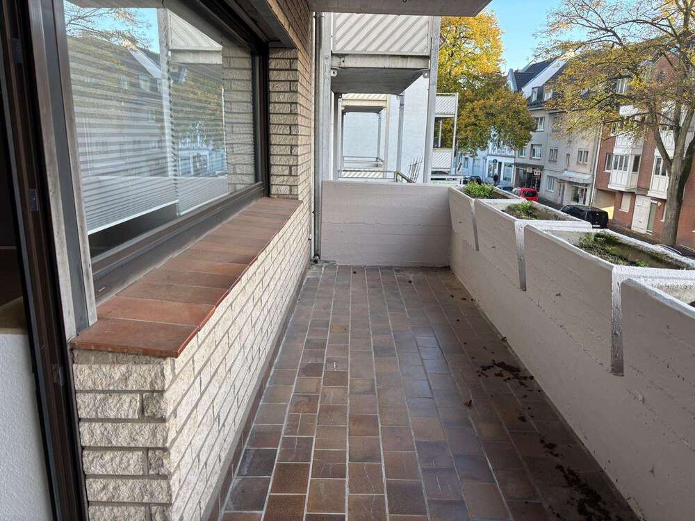 Thumbnail-Wohnung zum Kaufen in Bergisch Gladbach 195.000,00 € 60 m²