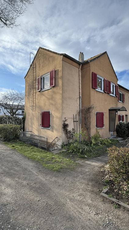 Thumbnail-Haus zum Kaufen in Frankfurt am Main 205.000,00 € 65.43 m²