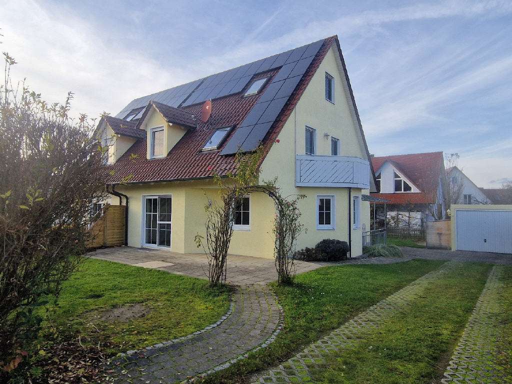 Thumbnail-Haus zum Kaufen in Binswangen 450.000,00 € 137 m²