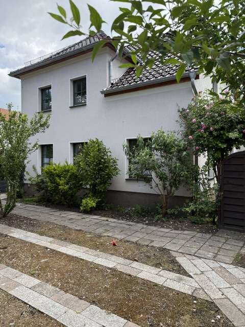 Thumbnail-Wohnung zum Mieten in Kalbe (Milde) 720,00 € 135 m²