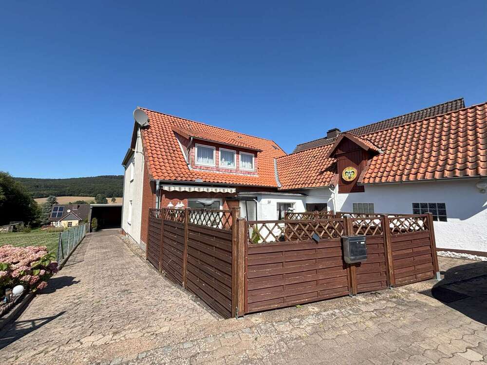 Thumbnail-Haus zum Kaufen in Bad Münder am Deister Nienstedt 210.000,00 € 170 m²