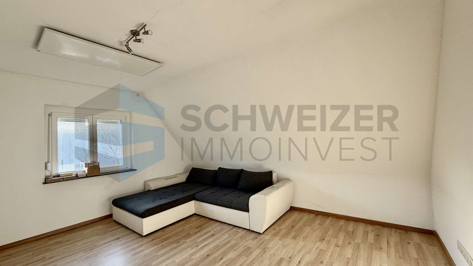 Thumbnail-Haus zum Kaufen in Stuttgart 690.000,00 € 214.03 m²