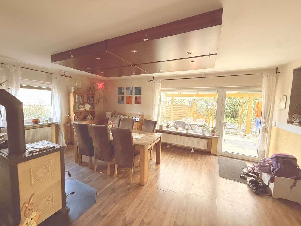 Thumbnail-Haus zum Kaufen in Niedernhausen-Niederseelbach 535.000,00 € 190 m²