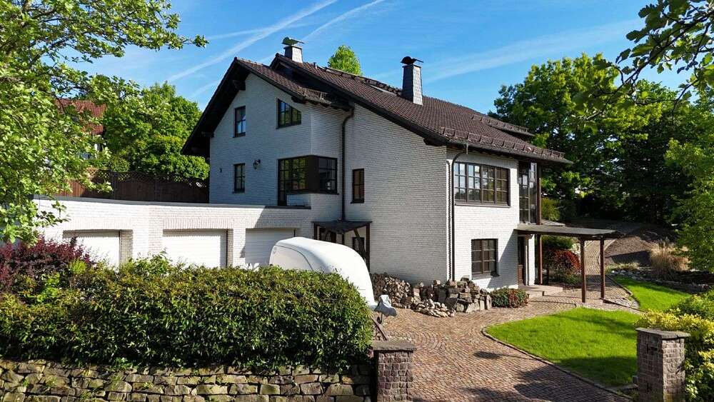 Thumbnail-Haus zum Kaufen in Sundern 528.000,00 € 256 m²