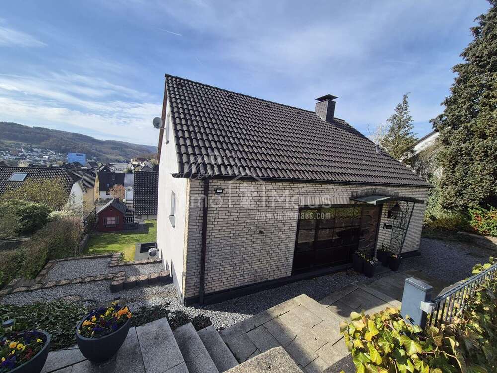 Thumbnail-Haus zum Kaufen in Werdohl 260.000,00 € 158 m²