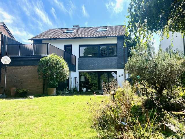 Thumbnail-Haus zum Kaufen in Langenfeld 670.000,00 € 145 m²