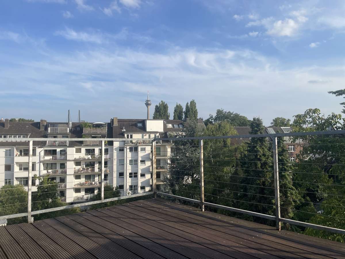 Thumbnail-Haus zum Kaufen in Düsseldorf 2.950.000,00 € 350 m²