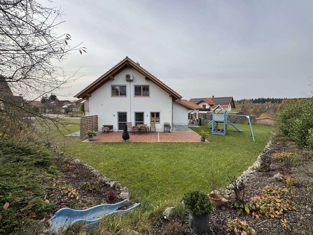 Thumbnail-Haus zum Kaufen in Mettenheim Gumattenkirchen 645.000,00 € 140 m²