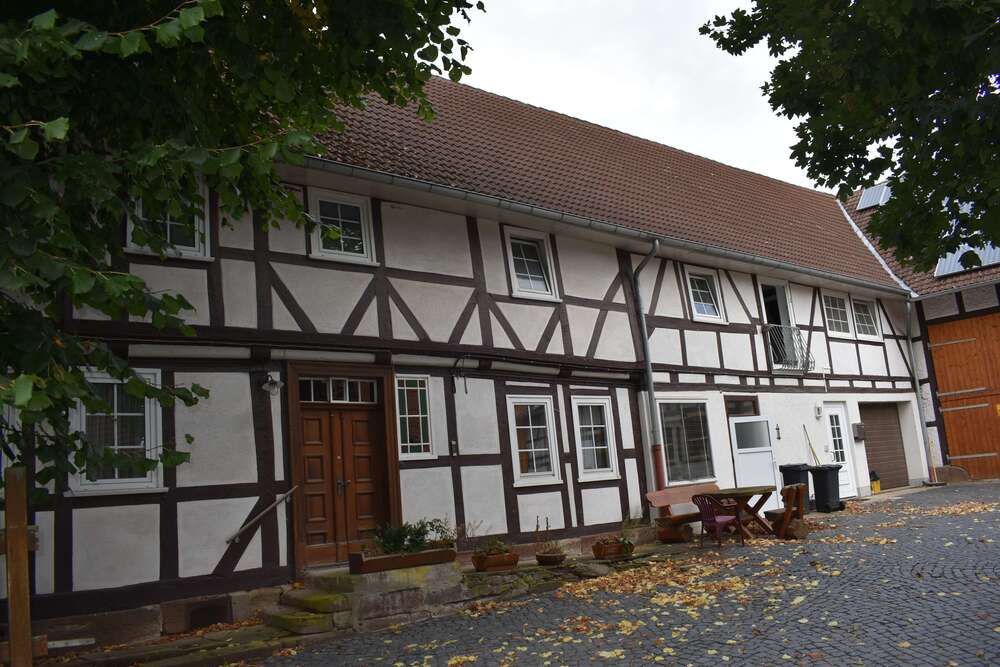 Thumbnail-Haus zum Kaufen in Nörten-Hardenberg 375.000,00 € 300 m²