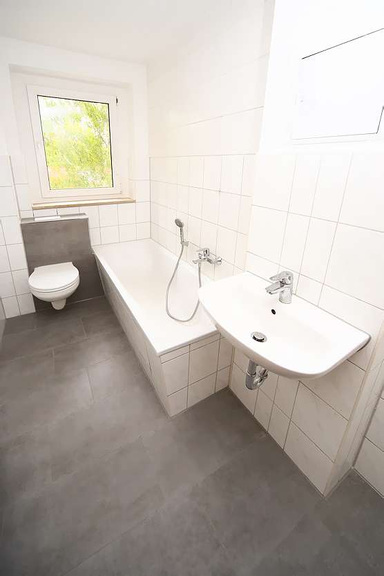 Thumbnail-Wohnung zum Mieten in Lutherstadt Eisleben 409,00 € 68.19 m²