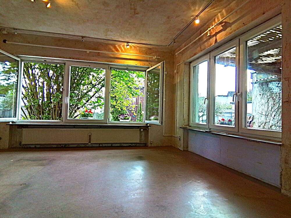 Thumbnail-Wohnung zum Kaufen in Niedernhausen Oberjosbach 215.000,00 € 82 m²