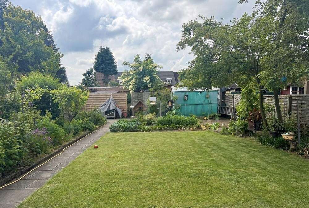 Thumbnail-Haus zum Kaufen in Lübeck 240.000,00 € 80 m²