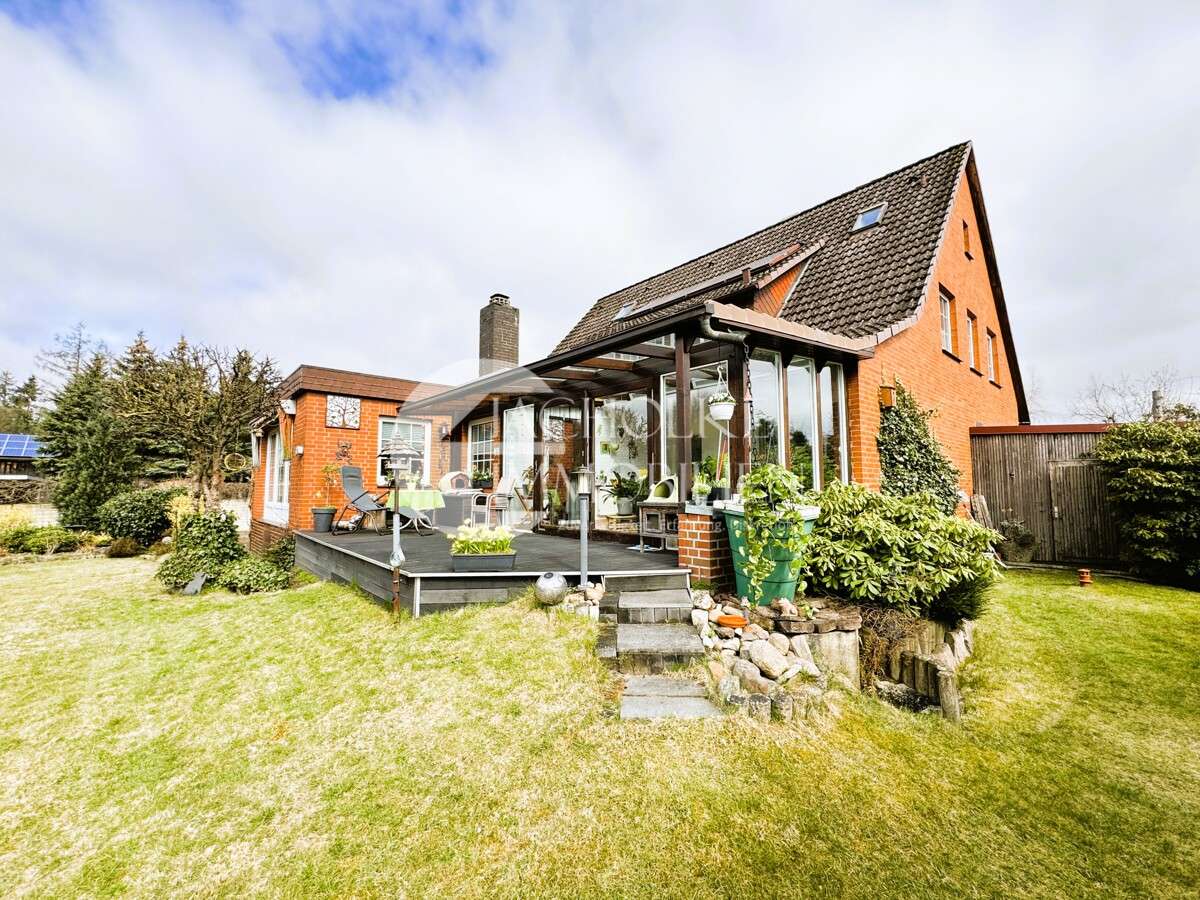 Thumbnail-Haus zum Kaufen in Suderburg 378.000,00 € 397 m²