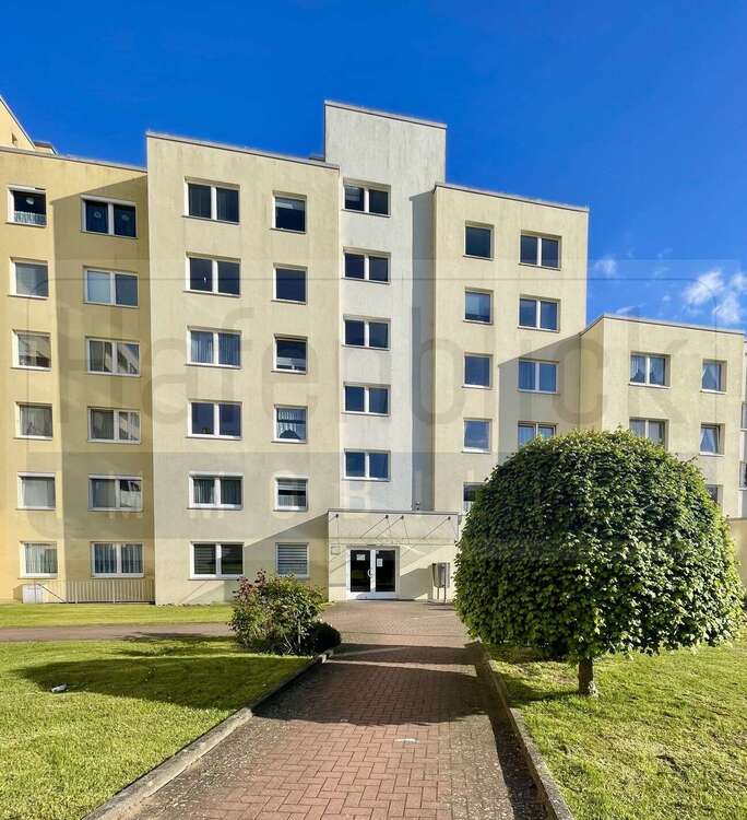 Thumbnail-Wohnung zum Kaufen in Lübeck Travemünde 210.000,00 € 79 m²