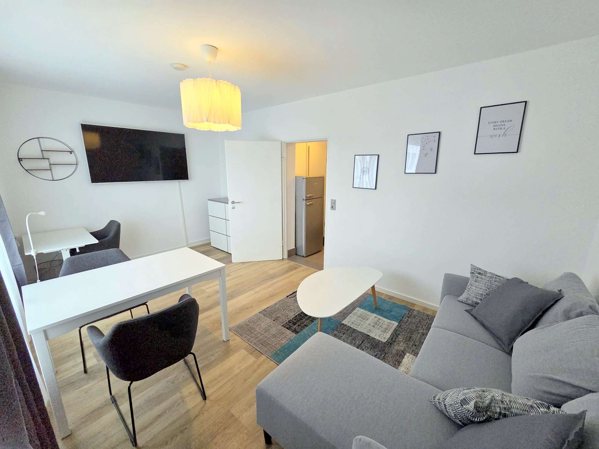 Thumbnail-Wohnung zum Mieten in Frankfurt 1.650,00 € 40 m²