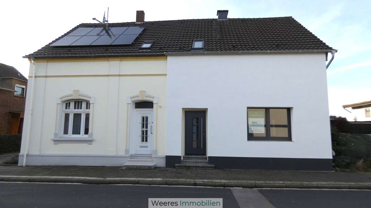 Thumbnail-Haus zum Mieten in Moers 1.990,00 € 169 m²