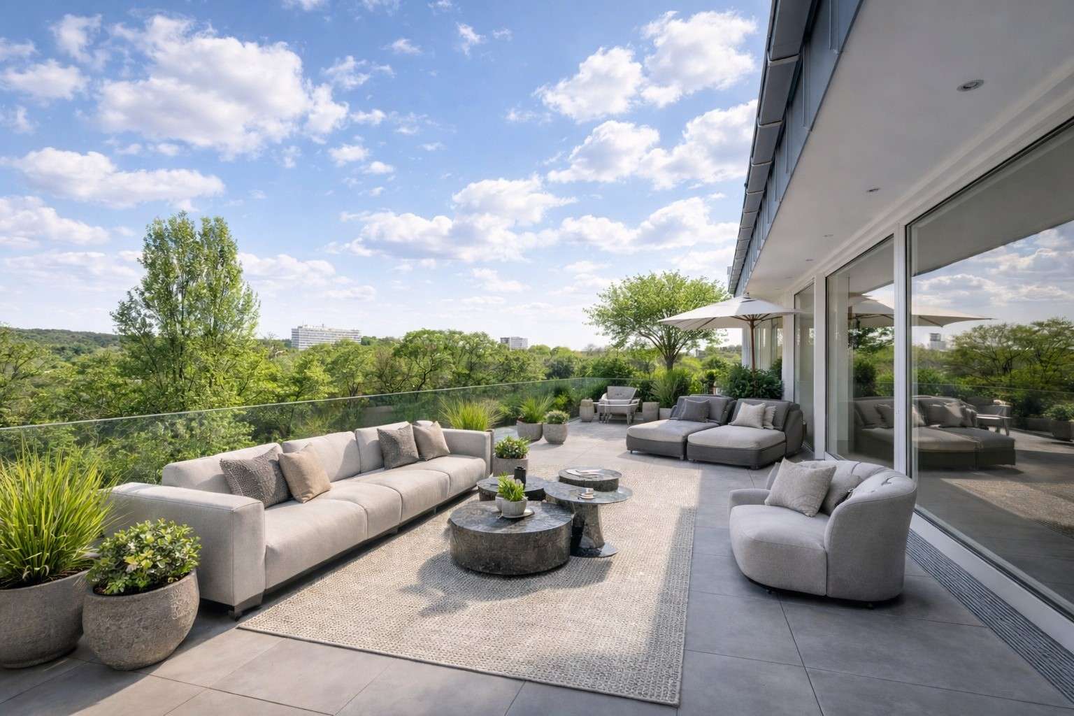 Thumbnail-Wohnung zum Kaufen in Düsseldorf-Zoo 1.985.000,00 € 219 m²