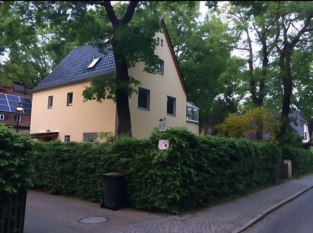 Thumbnail-Haus zum Kaufen in Berlin 890.000,00 € 186 m²