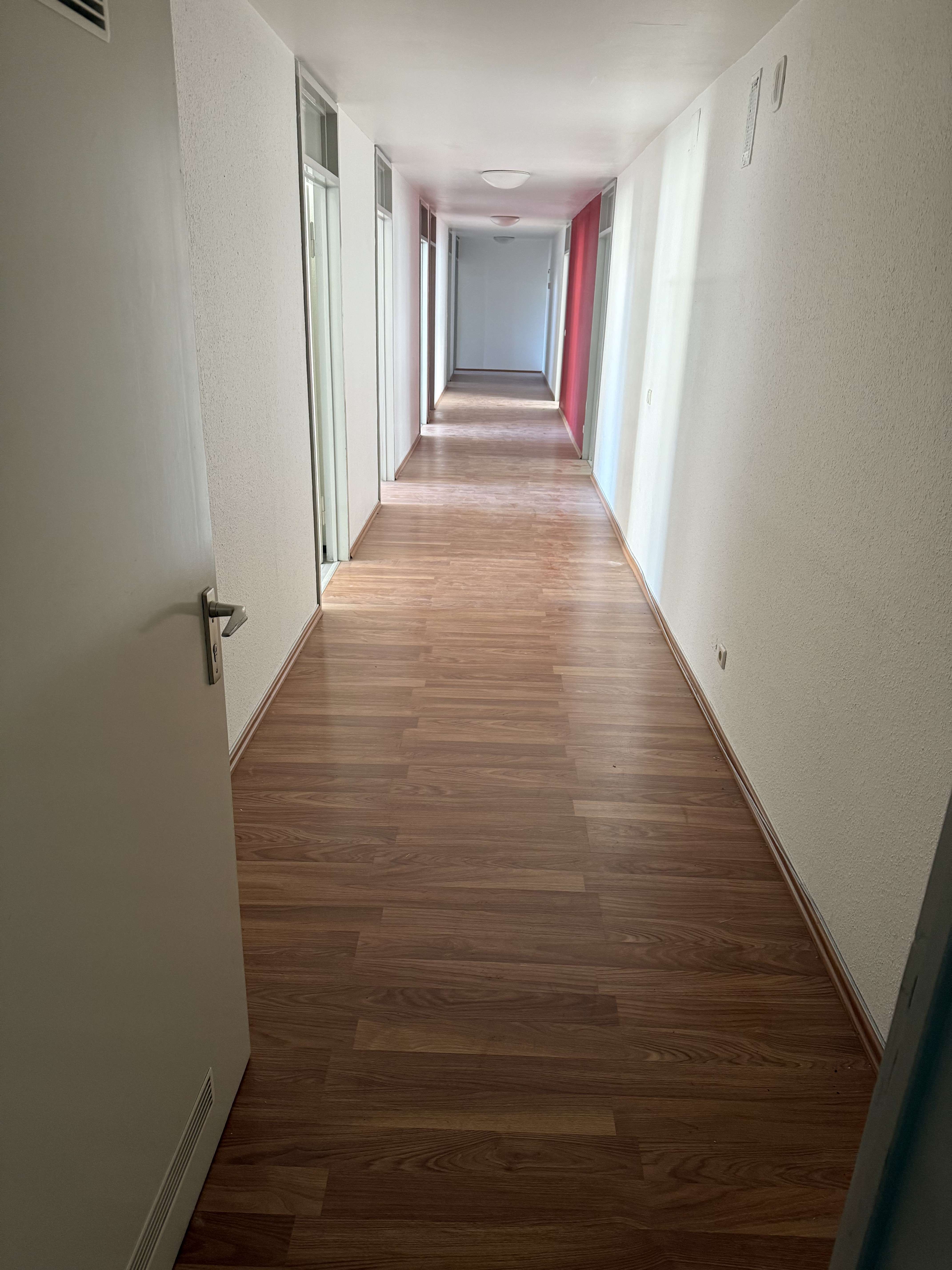 Thumbnail-Büro in Ludwigshafen am Rhein 2.142,00 € 204 m²
