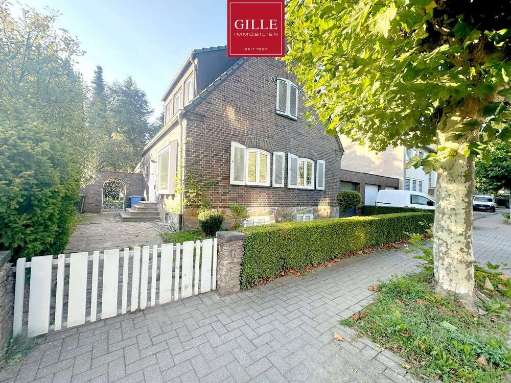 Thumbnail-Haus zum Mieten in Kaarst 2.200,00 € 129 m²