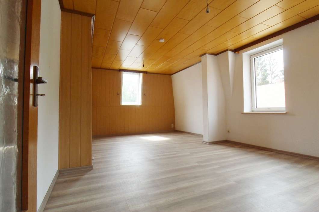 Thumbnail-Wohnung zum Mieten in Lunzenau 430,00 € 81 m²