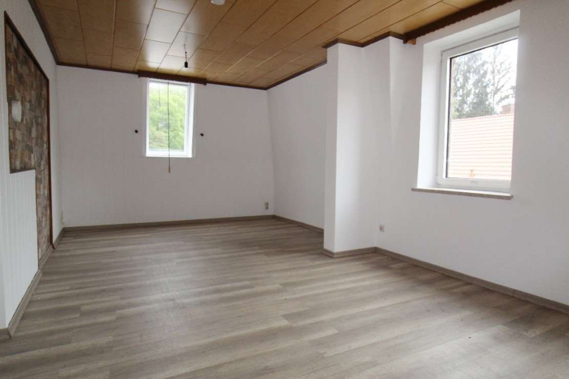 Thumbnail-Wohnung zum Mieten in Lunzenau 430,00 € 81 m²