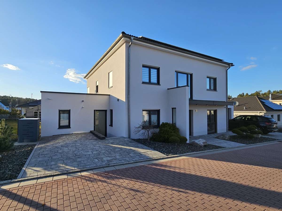 Thumbnail-Haus zum Kaufen in Weiden 869.000,00 € 235.09 m²