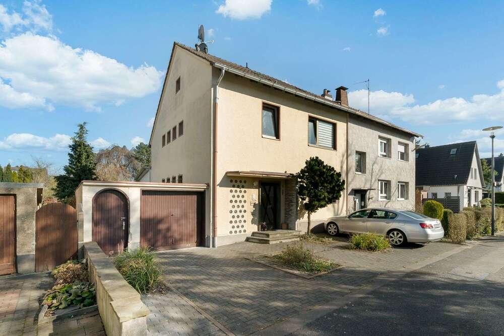 Thumbnail-Haus zum Kaufen in Köln 635.000,00 € 183 m²