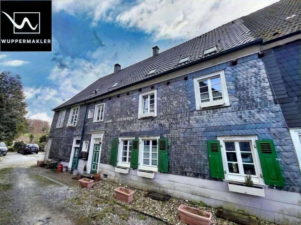 Thumbnail-Haus zum Kaufen in Remscheid 349.000,00 € 234 m²