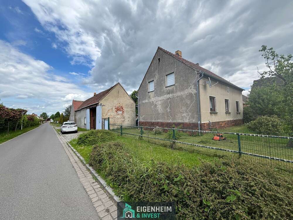 Thumbnail-Haus zum Kaufen in Gorden-Staupitz 69.000,00 € 145 m²